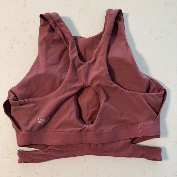Athleta Conscience Cut Out Sports Tank size Large - Picture 9 of 14